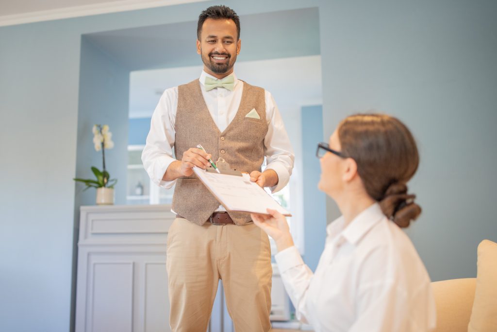 Household Manager Jobs Qualifications